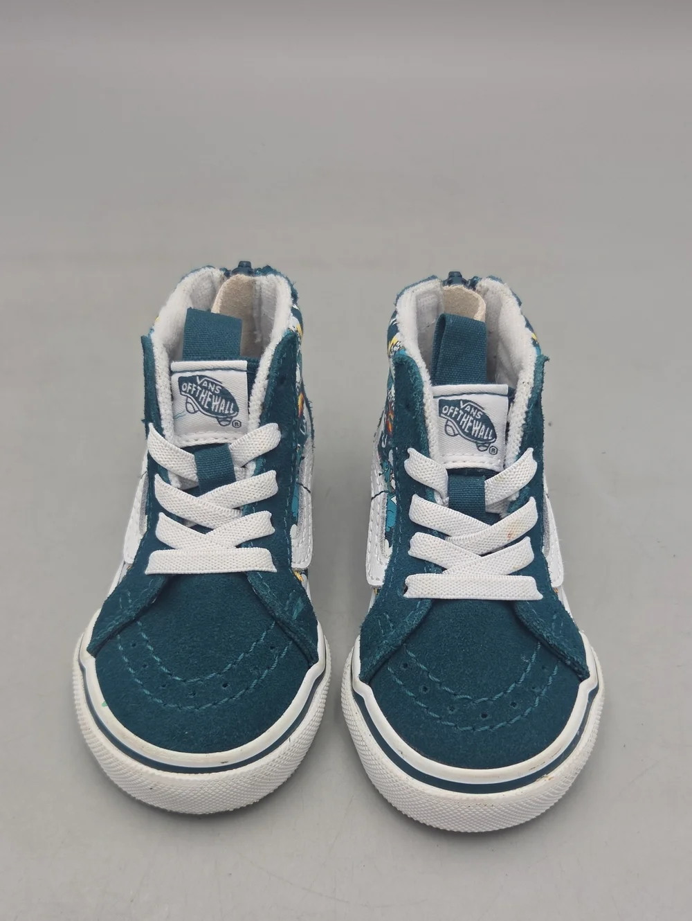 Vans questions leave